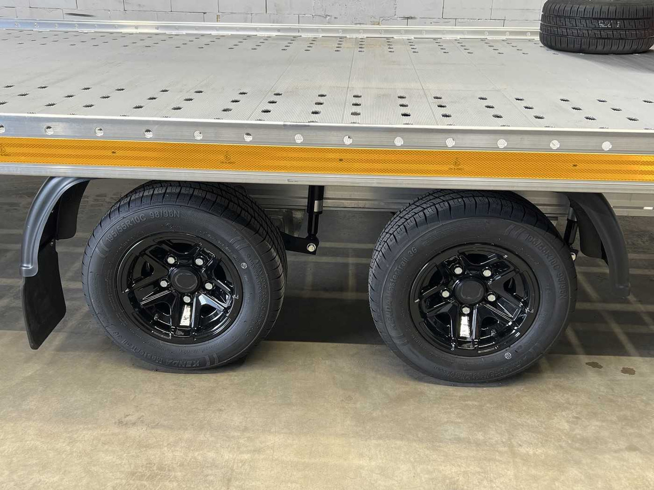 BLYSS Silverstone 2700 Autotransporter - Autotransporter trailer: picture 3 BLYSS Silverstone 2700 Autotransporter - Autotransporter trailer: picture 3