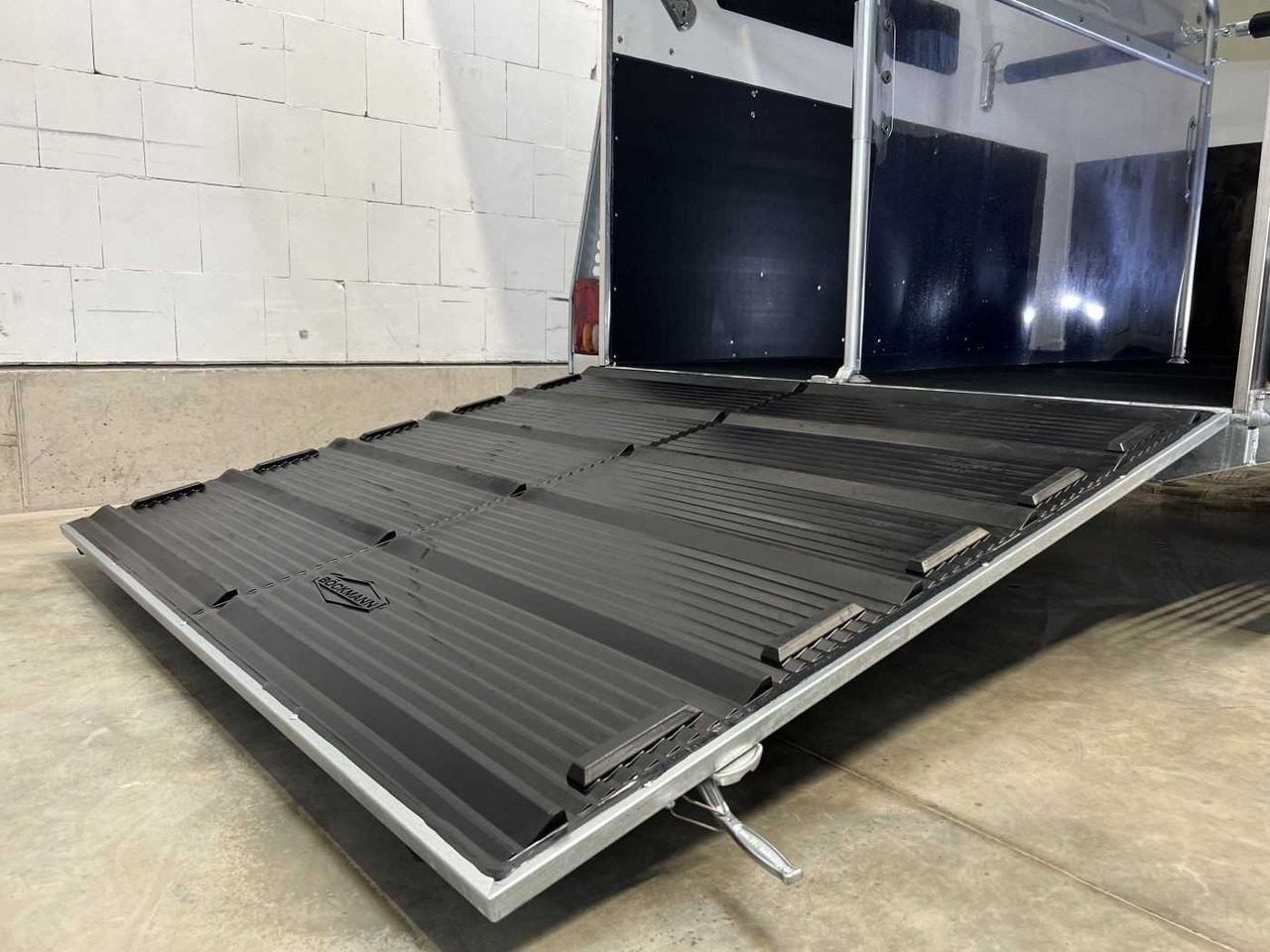 New Horse trailer BOECKMANN Big Master WCF Sonder Pferdeanhänger: picture 8