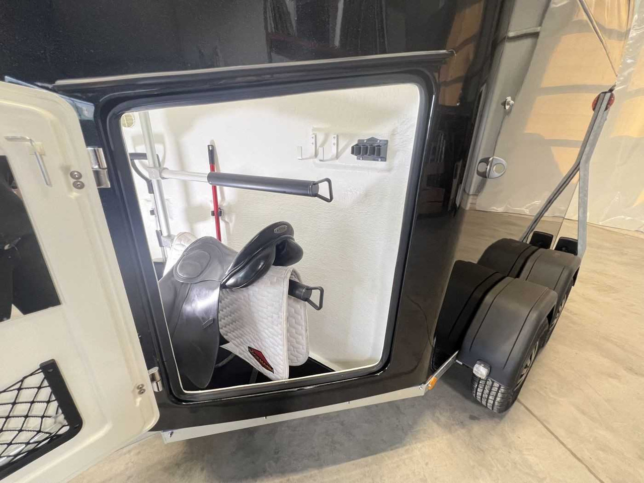 New Horse trailer BOECKMANN Comfort Esprit SKsil+bl Sonder Pferdeanhänger: picture 19