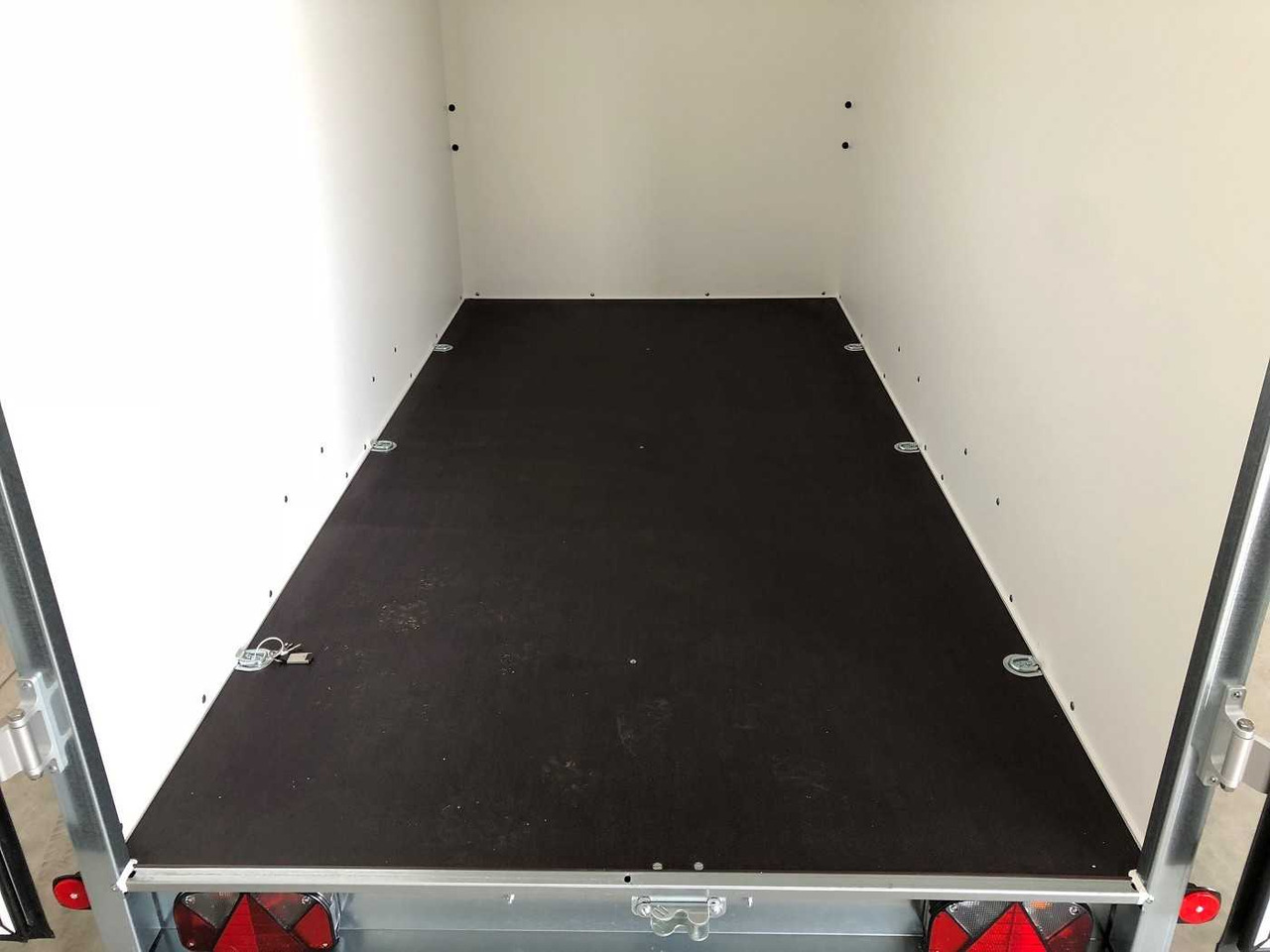 New Closed box trailer BOECKMANN KT 3015/20 H Kofferanhänger: picture 18