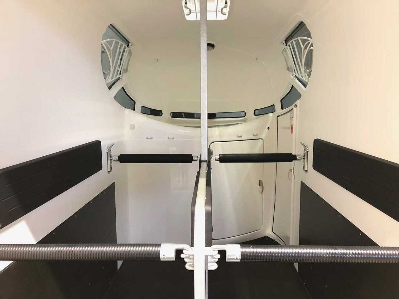 New Horse trailer BOECKMANN Neo SKA WCF V Pferdeanhänger: picture 10