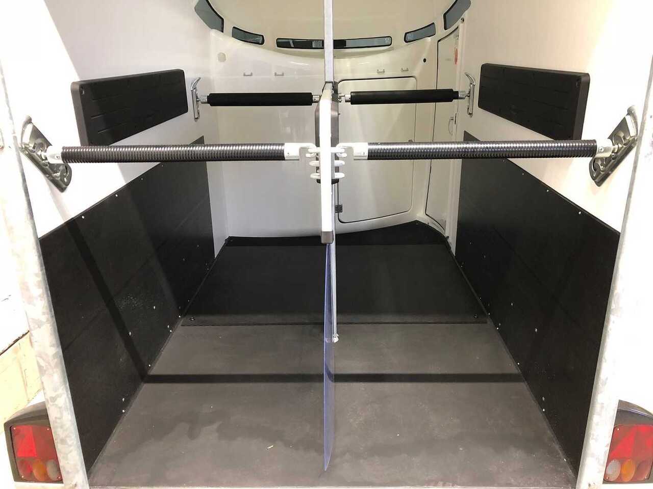 New Horse trailer BOECKMANN Neo SKA WCF V Pferdeanhänger: picture 9