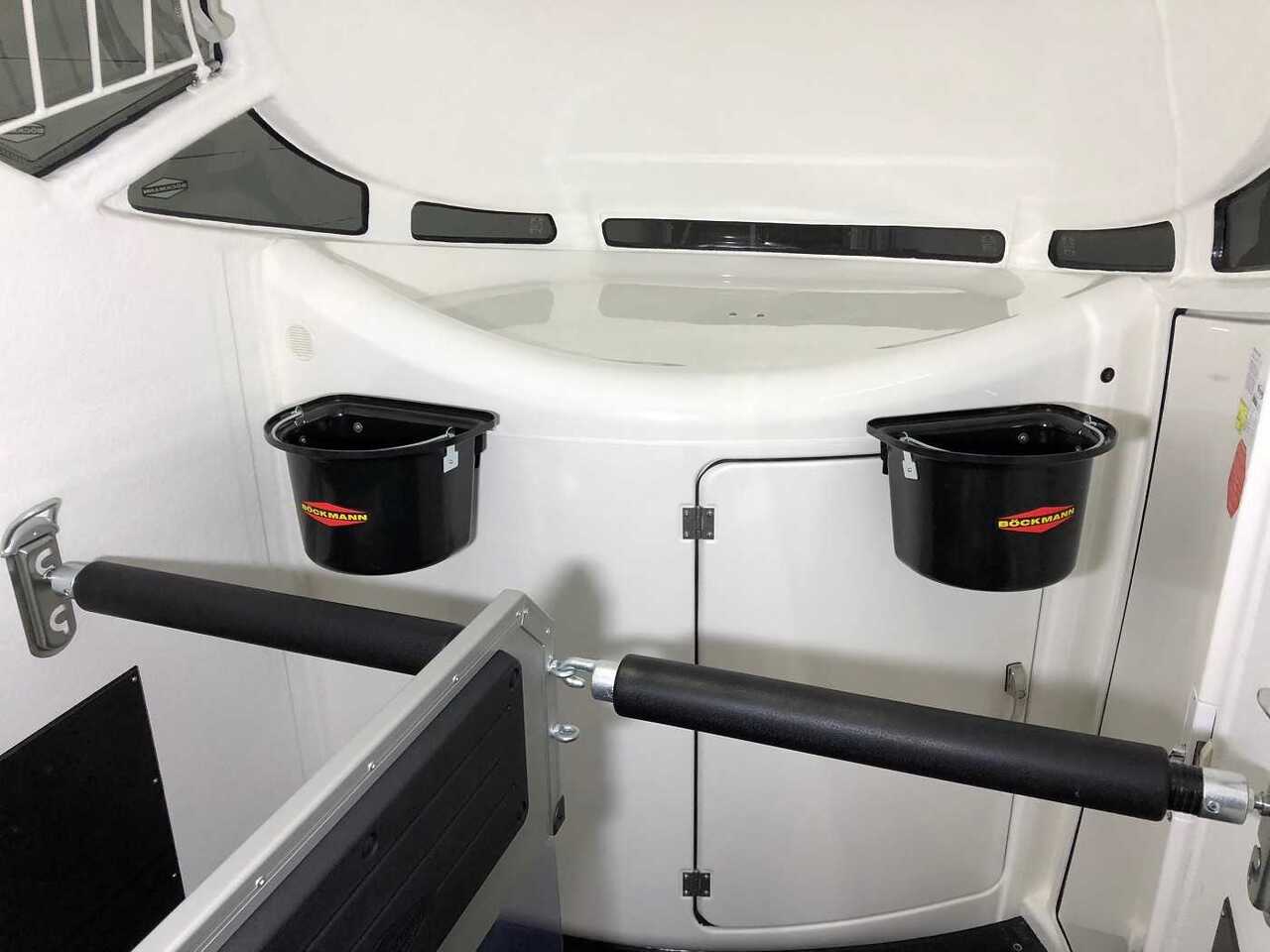 New Horse trailer BOECKMANN Neo SKA WCF V Pferdeanhänger: picture 14