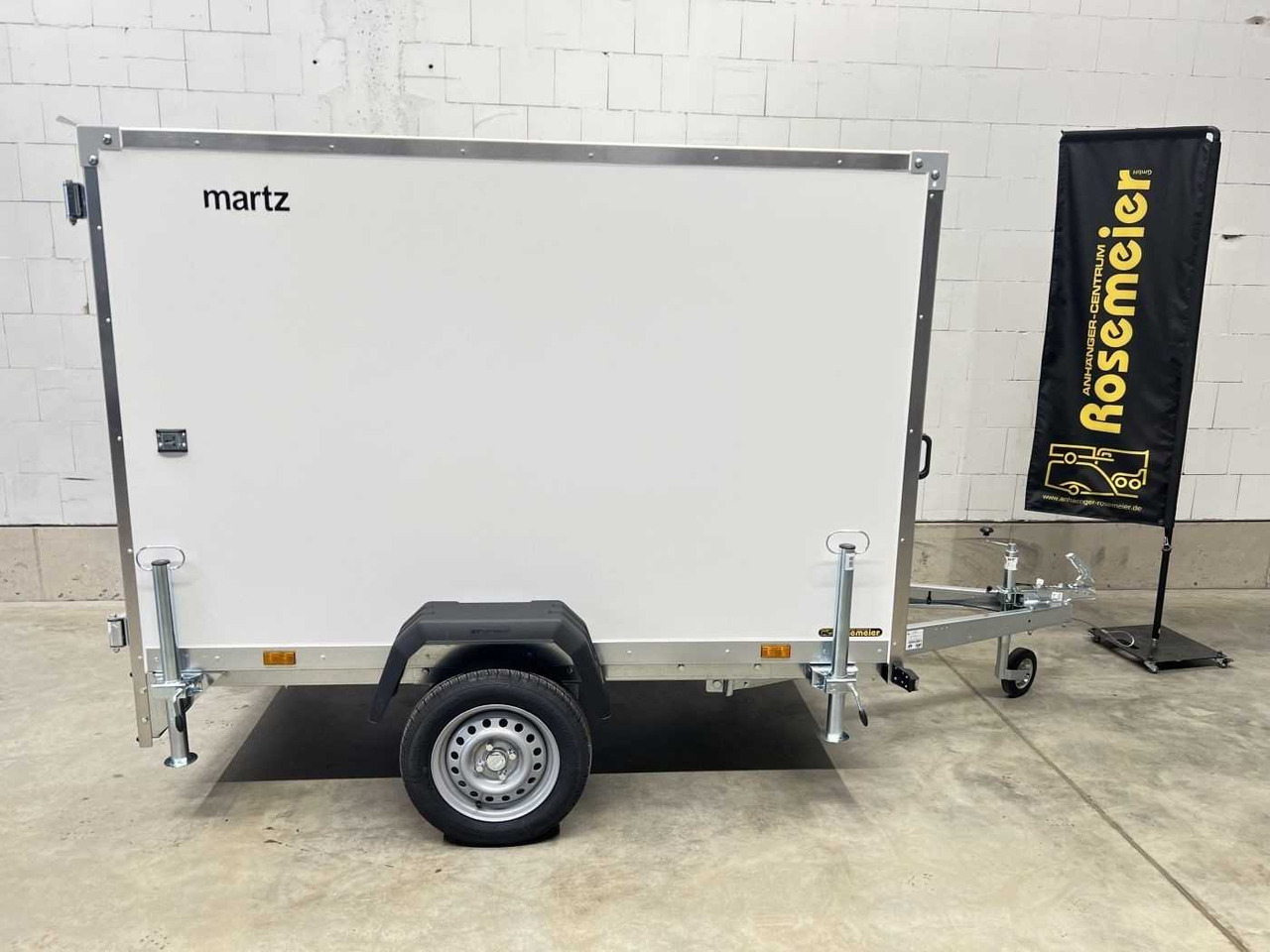 MARTZ Smart Kargo 235 0,75T Kofferanhänger - Motorcycle trailer: picture 2 MARTZ Smart Kargo 235 0,75T Kofferanhänger - Motorcycle trailer: picture 2