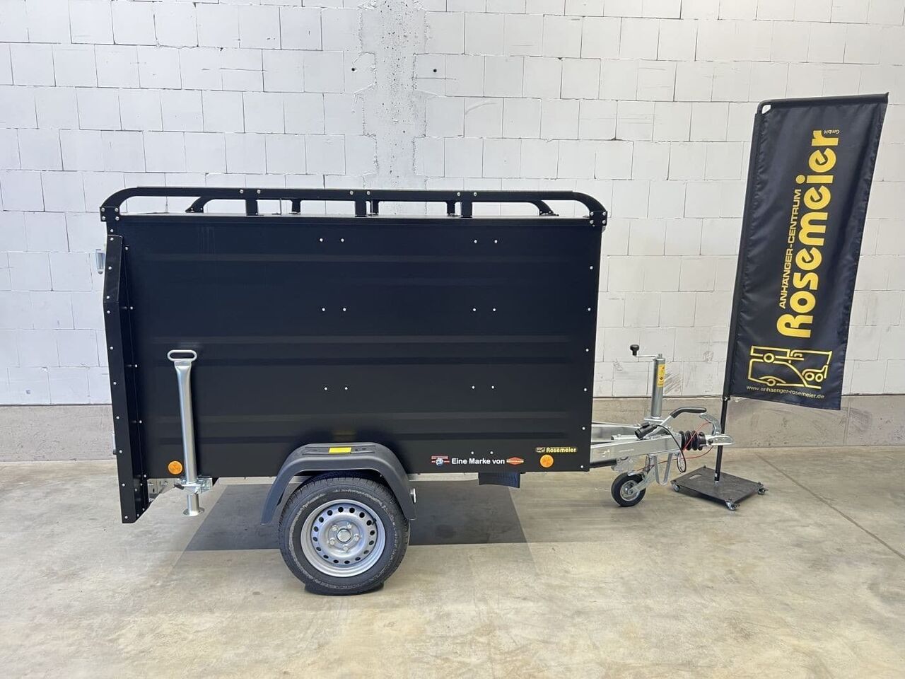 TPV Trailers KT-EB2 Plus Deckelanhänger - Car trailer: picture 1 TPV Trailers KT-EB2 Plus Deckelanhänger - Car trailer: picture 1