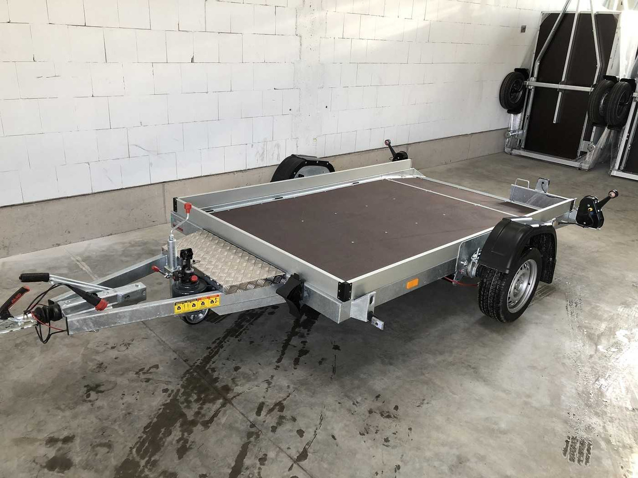 New Motorcycle trailer VEZEKO Husky FB 13.28 Absenker: picture 12 New Motorcycle trailer VEZEKO Husky FB 13.28 Absenker: picture 12