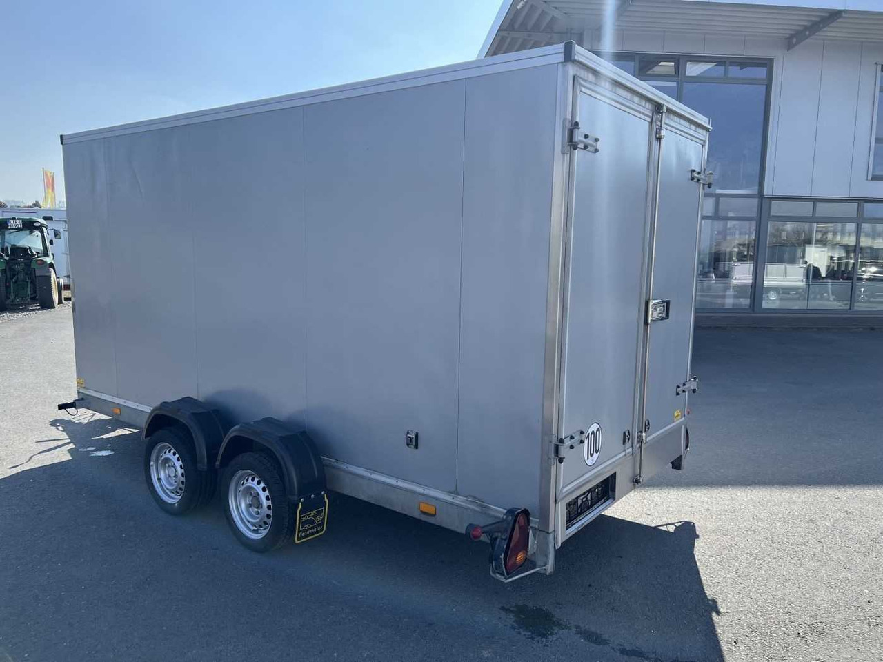 VEZEKO Husky FB K 35.40 Abs EP Tür Koffer Absenker - Closed box trailer: picture 5 VEZEKO Husky FB K 35.40 Abs EP Tür Koffer Absenker - Closed box trailer: picture 5