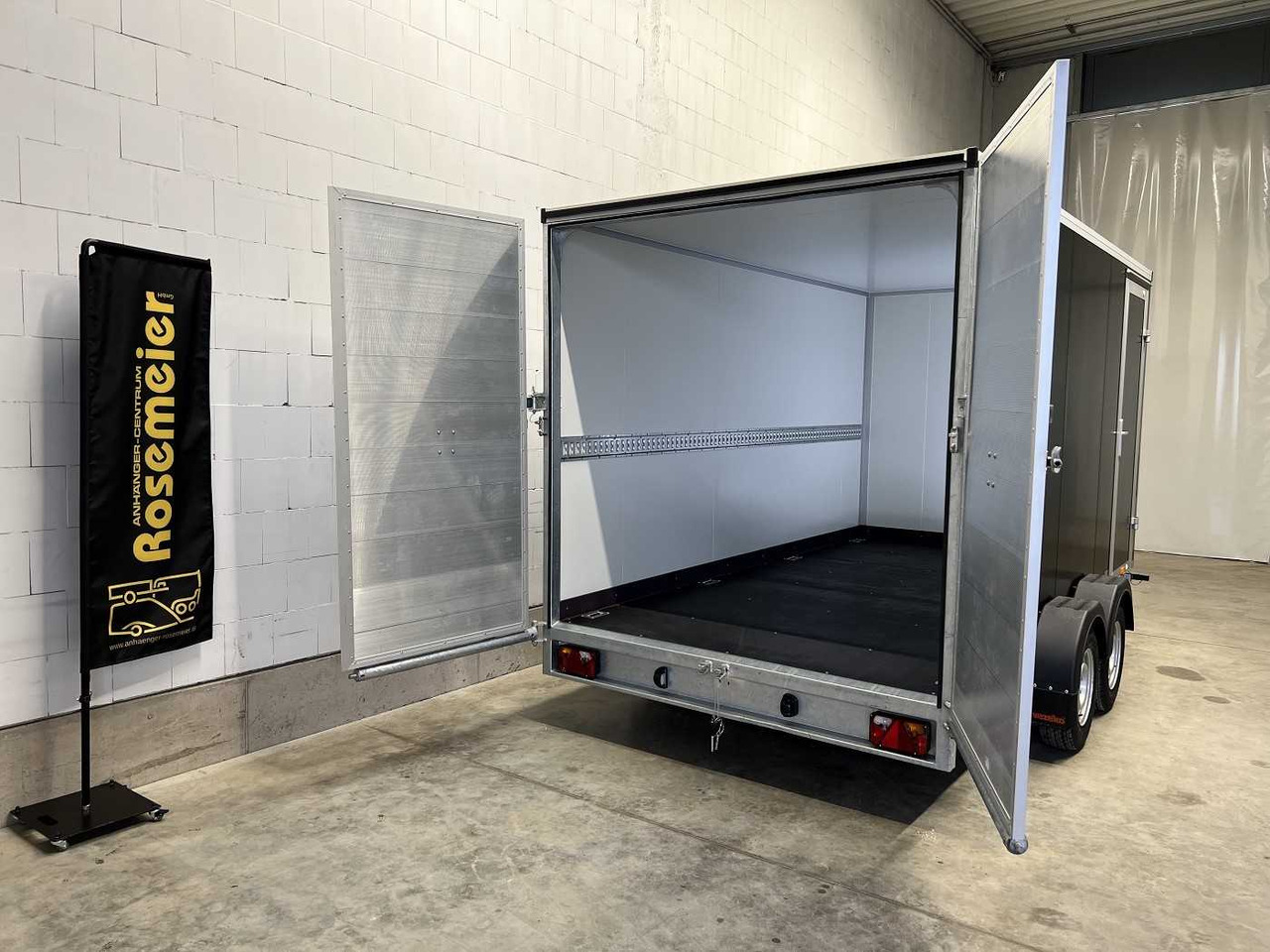 New Closed box trailer VEZEKO TK D 27.40 TKL Tür Kofferanhänger: picture 10