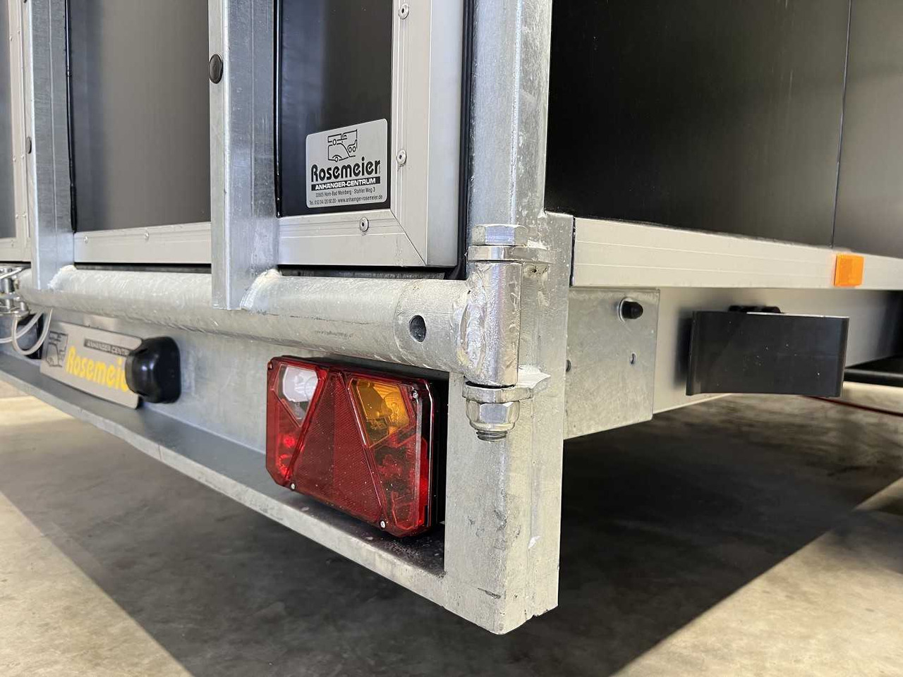 New Closed box trailer VEZEKO TK D 27.40 TKL Tür Kofferanhänger: picture 20