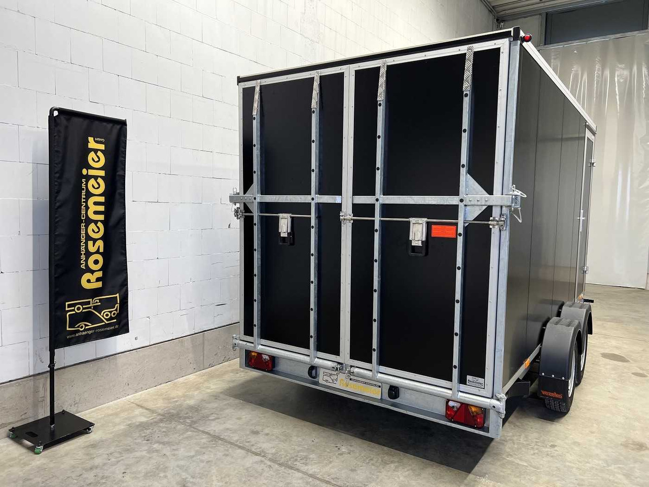New Closed box trailer VEZEKO TK D 27.40 TKL Tür Kofferanhänger: picture 26