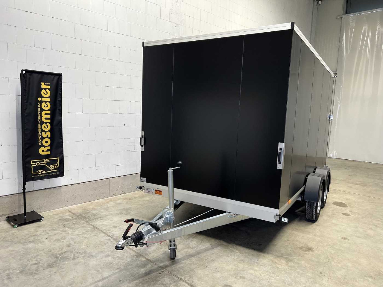 New Closed box trailer VEZEKO TK D 27.40 TKL Tür Kofferanhänger: picture 28