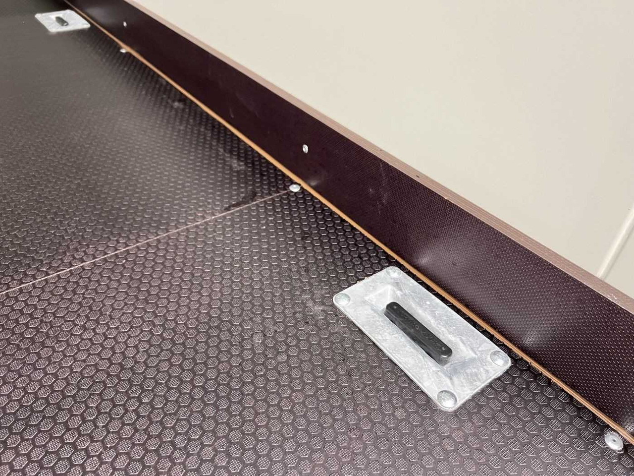 VEZEKO TK D 35.40 SP Flügeltüren Sond Kofferanhänger - Closed box trailer: picture 5 VEZEKO TK D 35.40 SP Flügeltüren Sond Kofferanhänger - Closed box trailer: picture 5