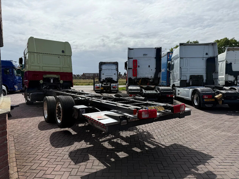 DAF XF 480 XF480 6X2 SSC CHASSIS EURO6 HOLLAND TRUCK TUV 4-2026 Smart Tacho - Cab chassis truck: picture 3 DAF XF 480 XF480 6X2 SSC CHASSIS EURO6 HOLLAND TRUCK TUV 4-2026 Smart Tacho - Cab chassis truck: picture 3