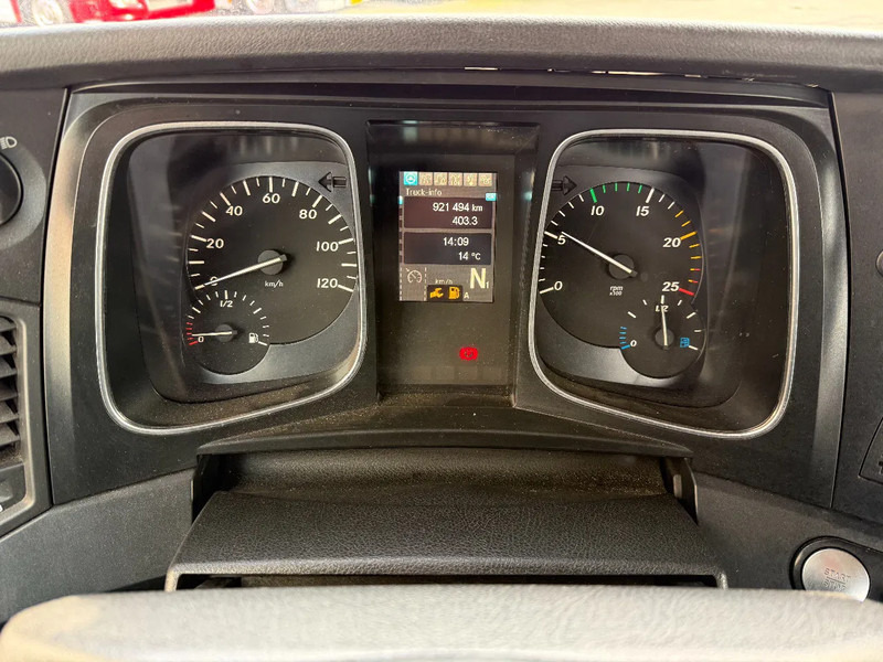 Mercedes-Benz Actros Actros 1846LS 4X2 Streamspace Holland Truck - Tractor unit: picture 3 Mercedes-Benz Actros Actros 1846LS 4X2 Streamspace Holland Truck - Tractor unit: picture 3