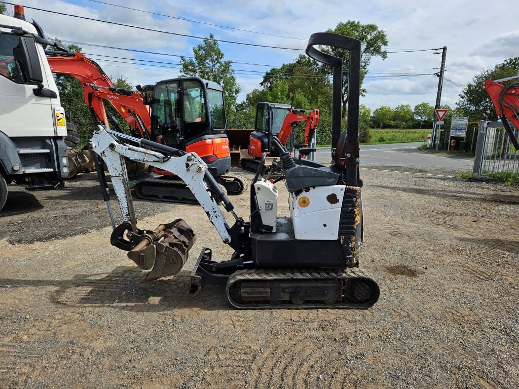 BOBCAT E 10 - Mini excavator: picture 2 BOBCAT E 10 - Mini excavator: picture 2