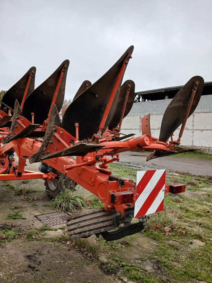 Kuhn Challenger 8-Schar - Plow: picture 5 Kuhn Challenger 8-Schar - Plow: picture 5