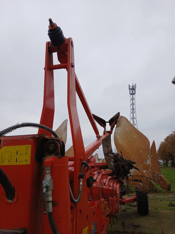 Kuhn Challenger 8-Schar - Plow: picture 3 Kuhn Challenger 8-Schar - Plow: picture 3