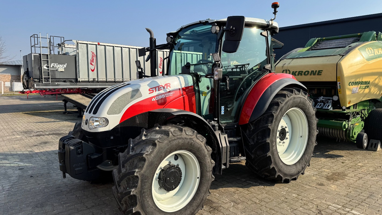Steyr 4095 Kompakt Ecotech - Farm tractor: picture 1 Steyr 4095 Kompakt Ecotech - Farm tractor: picture 1
