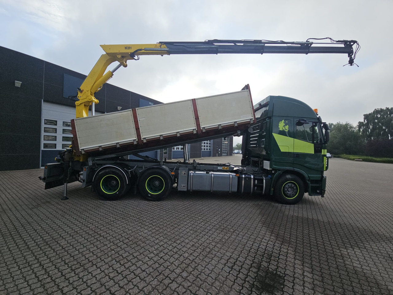 Iveco Stralis 560 6x4 - Container transporter/ Swap body truck, Crane truck: picture 4 Iveco Stralis 560 6x4 - Container transporter/ Swap body truck, Crane truck: picture 4