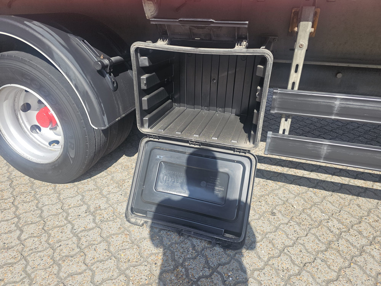 Closed box semi-trailer Kel-Berg 2 Aksel City 13,60: picture 15