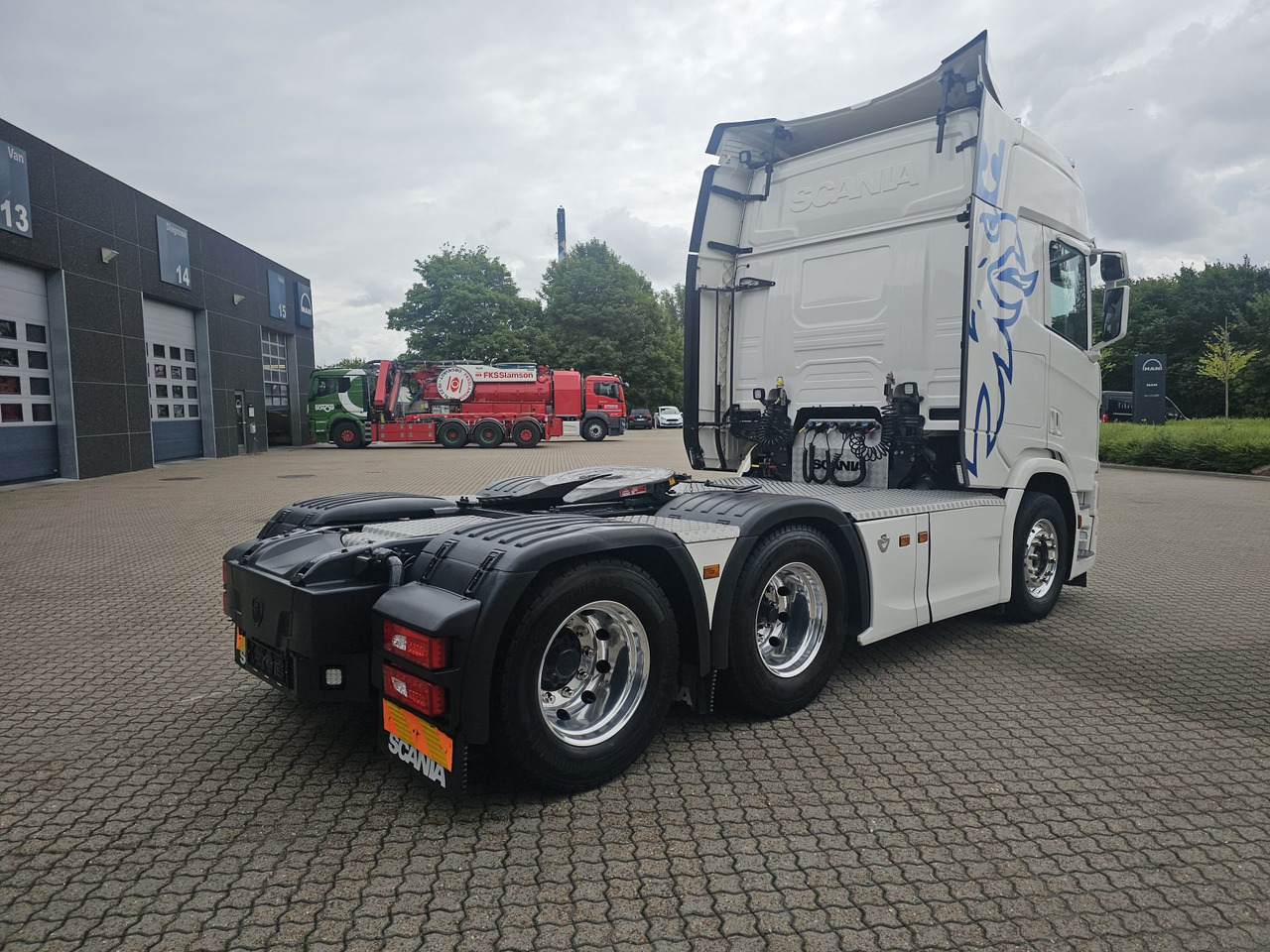 Scania R660 V8 6x2 - Tractor unit: picture 5 Scania R660 V8 6x2 - Tractor unit: picture 5