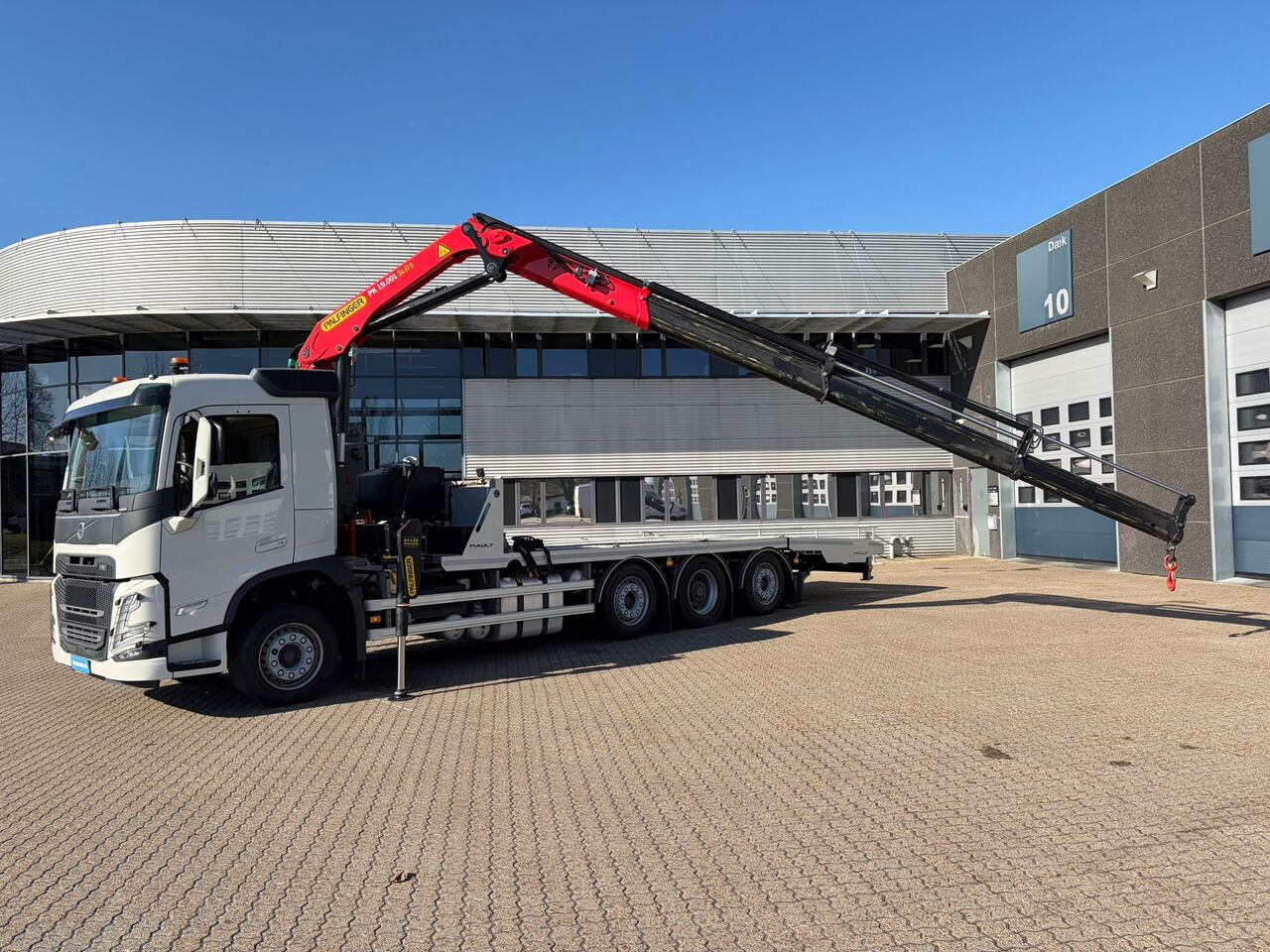 Volvo FM500 - Autotransporter truck: picture 3 Volvo FM500 - Autotransporter truck: picture 3