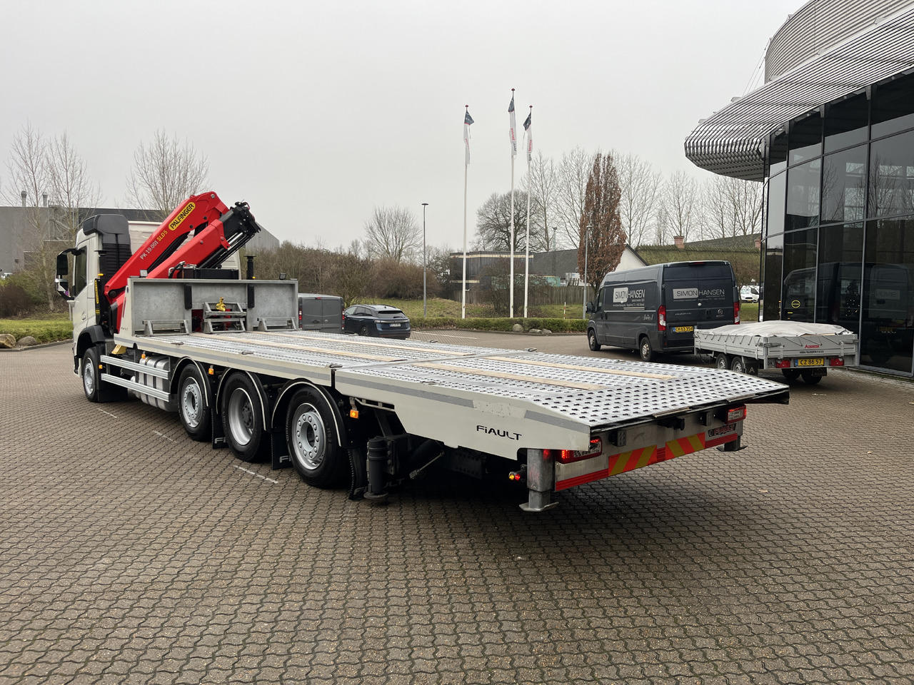 Volvo FM500 - Autotransporter truck, Crane truck: picture 4 Volvo FM500 - Autotransporter truck, Crane truck: picture 4