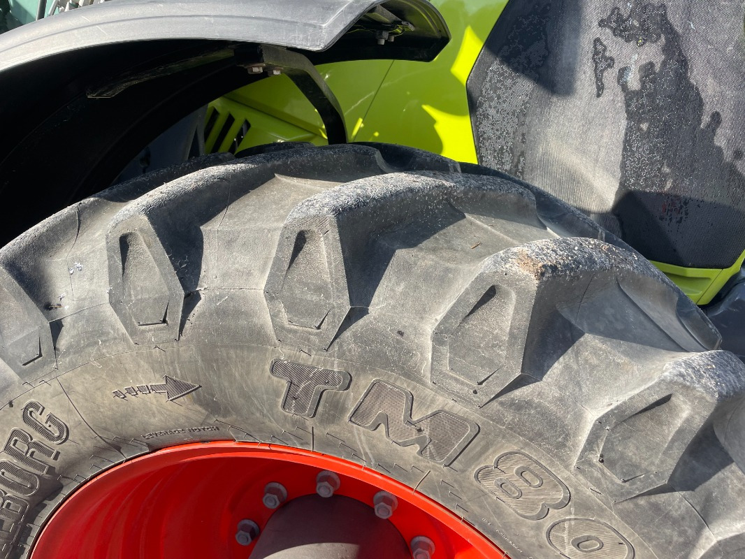 CLAAS Arion 660 CMATIC - Farm tractor: picture 3 CLAAS Arion 660 CMATIC - Farm tractor: picture 3