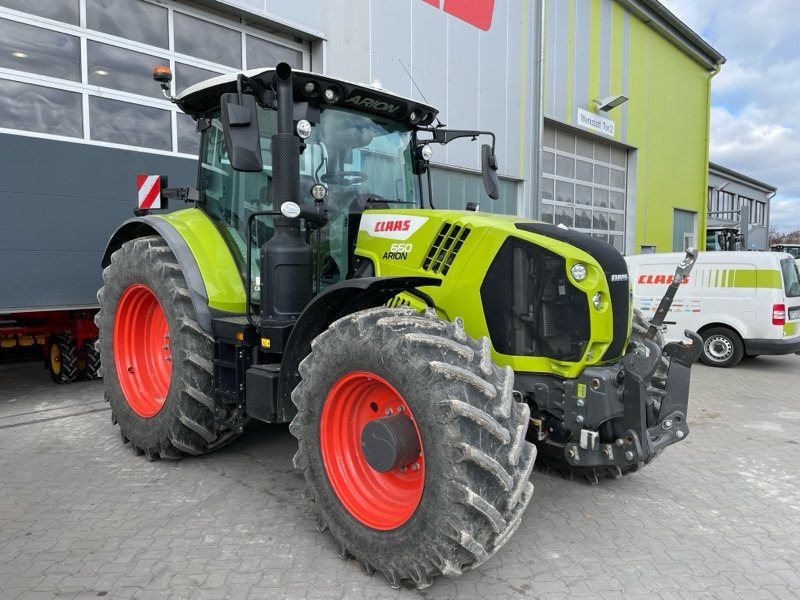 CLAAS Arion 660 CMATIC - Farm tractor: picture 1 CLAAS Arion 660 CMATIC - Farm tractor: picture 1