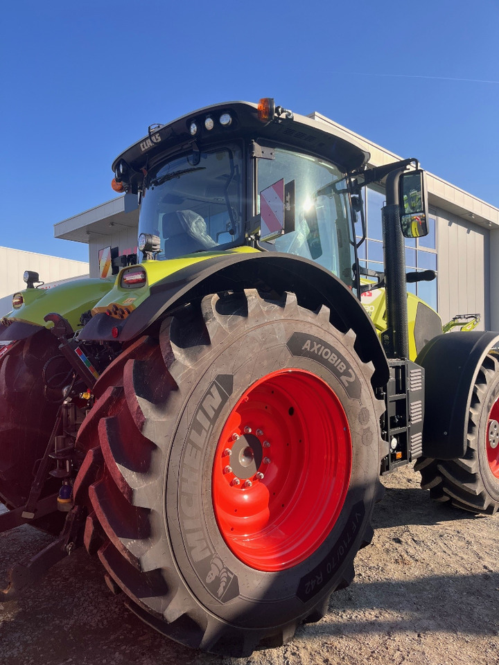CLAAS Axion 830 CMATIC - Farm tractor: picture 5 CLAAS Axion 830 CMATIC - Farm tractor: picture 5