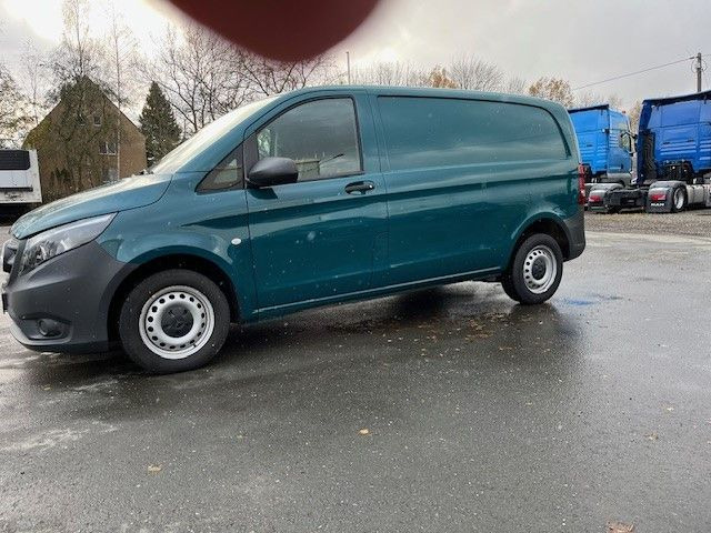 Mercedes-Benz Vito Kasten 114/116 CDI, 119 CDI/BT RWD kompakt - Small van: picture 2 Mercedes-Benz Vito Kasten 114/116 CDI, 119 CDI/BT RWD kompakt - Small van: picture 2