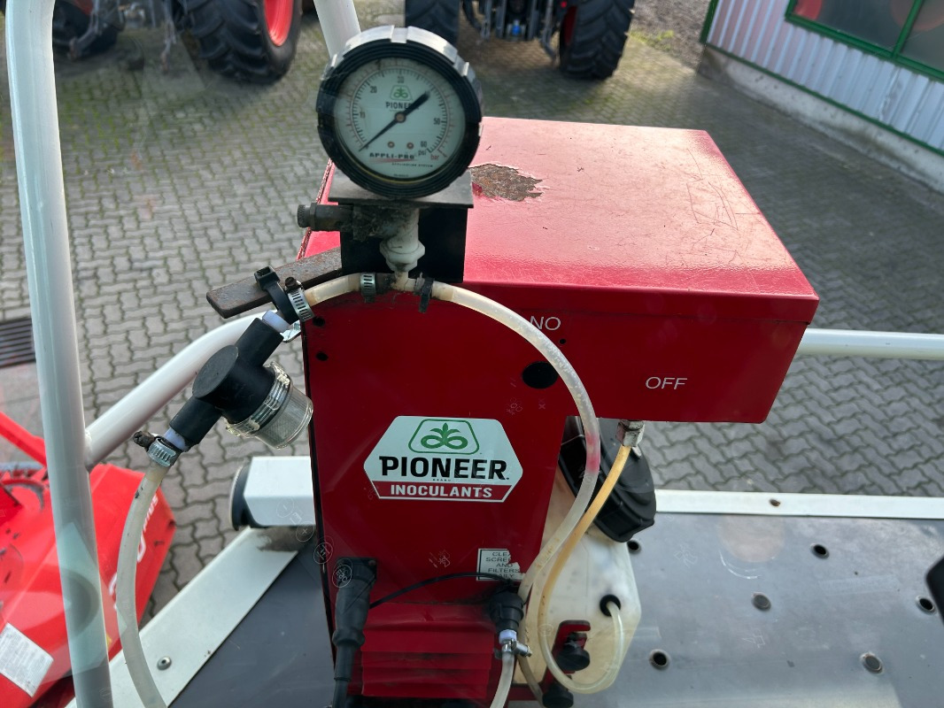 CLAAS Jaguar 890 mit Kemper 360 und PU - Harvester: picture 3 CLAAS Jaguar 890 mit Kemper 360 und PU - Harvester: picture 3