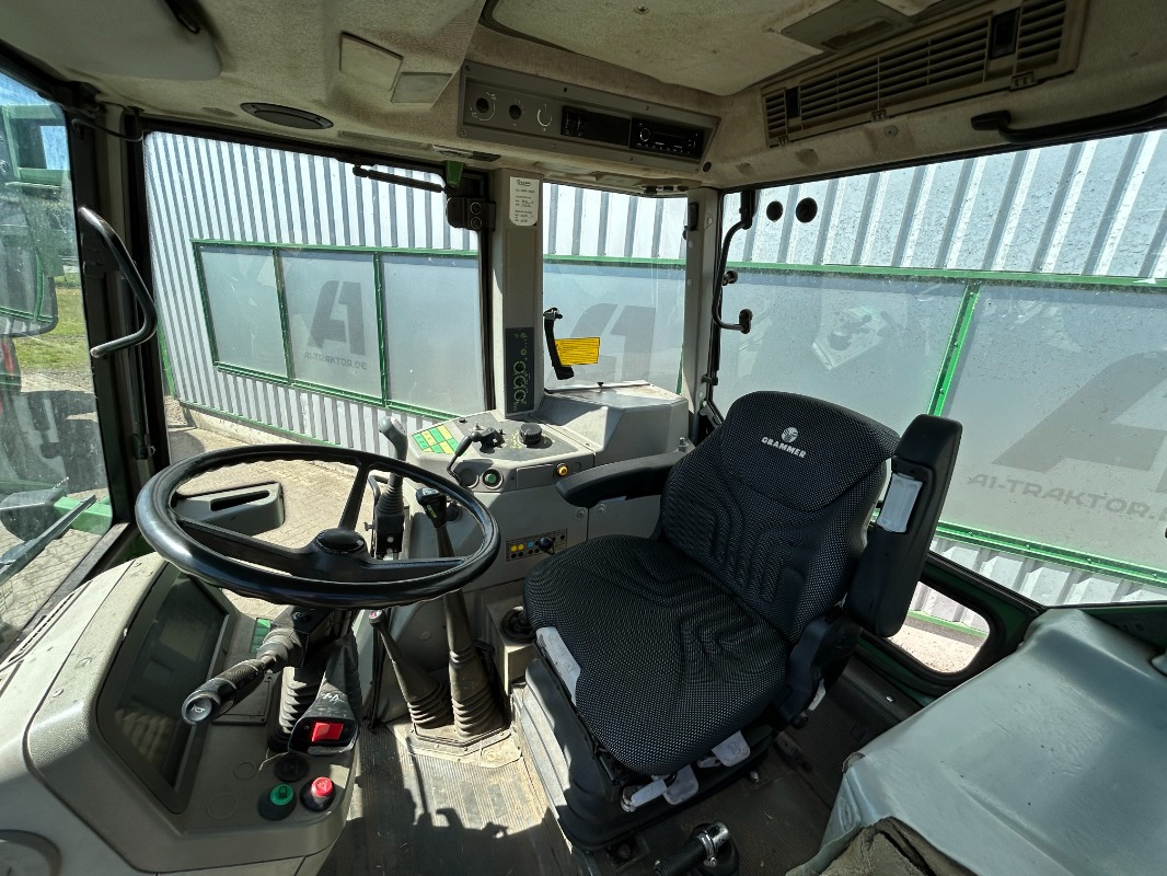 Farm tractor Fendt Farmer 310: picture 13