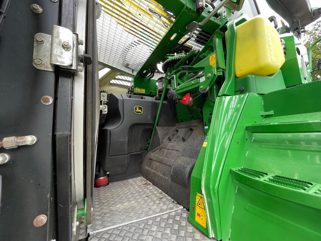 John Deere 9600i mit Kemper 460 Plus und PU 639 - Harvester: picture 4 John Deere 9600i mit Kemper 460 Plus und PU 639 - Harvester: picture 4