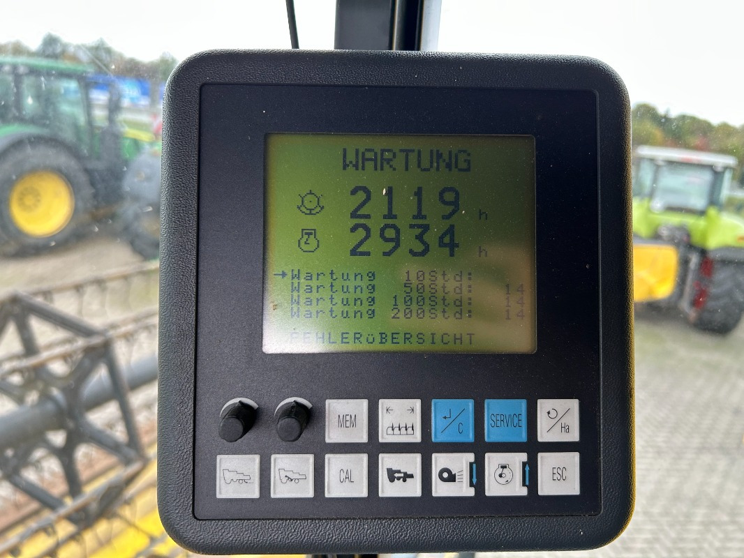 New Holland TX 68 Plus - Combine harvester: picture 5 New Holland TX 68 Plus - Combine harvester: picture 5