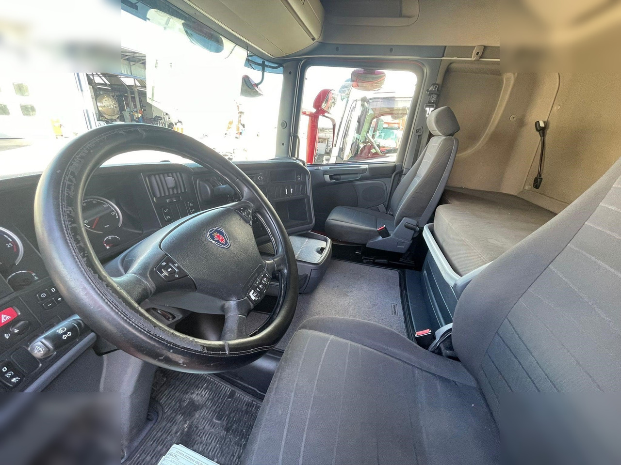 SCANIA R450 - Container transporter/ Swap body truck: picture 3 SCANIA R450 - Container transporter/ Swap body truck: picture 3