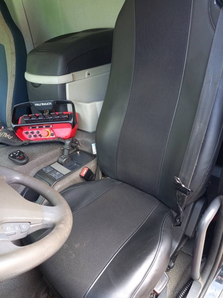 Crane truck Volvo FE 320, 6x2, PALFINGER PK10000, EURO6, FULL AIR: picture 41 Crane truck Volvo FE 320, 6x2, PALFINGER PK10000, EURO6, FULL AIR: picture 41