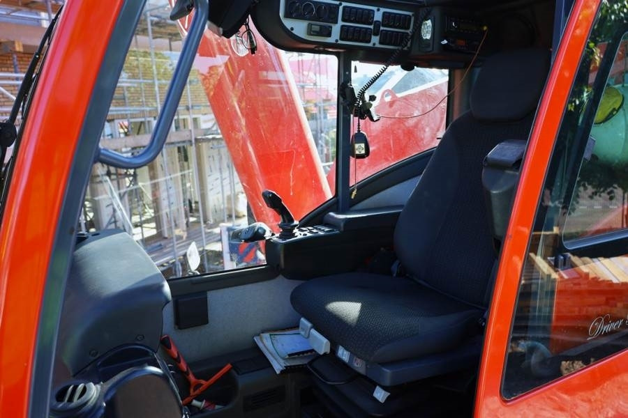 All terrain crane Demag AC220-5 Dutch Registration, 10x6x10, 220t Ca: picture 5