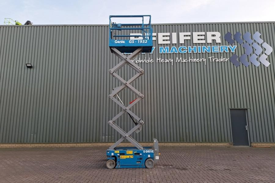 Genie GS1932 E-Drive Several In Stock, 8m Working Height - Scissor lift: picture 3 Genie GS1932 E-Drive Several In Stock, 8m Working Height - Scissor lift: picture 3