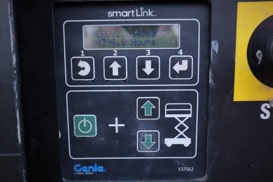 Genie GS4069 Electric, 14m Working Height, 363kg Capacit  - Scissor lift: picture 5 Genie GS4069 Electric, 14m Working Height, 363kg Capacit  - Scissor lift: picture 5