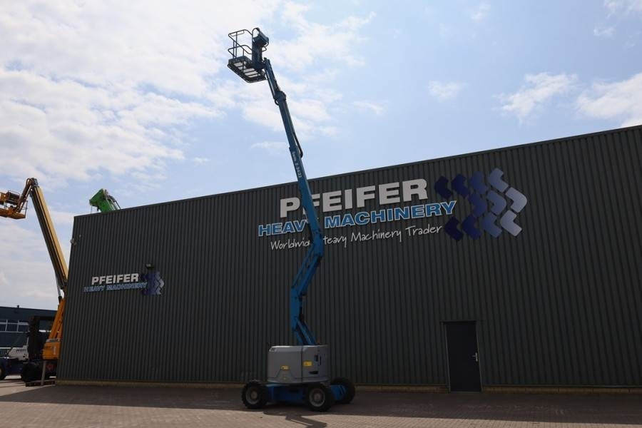 Genie Z34/22 Diesel, 4x4 Drive, 12.6m Working Height, 6. - Articulated boom: picture 3 Genie Z34/22 Diesel, 4x4 Drive, 12.6m Working Height, 6. - Articulated boom: picture 3