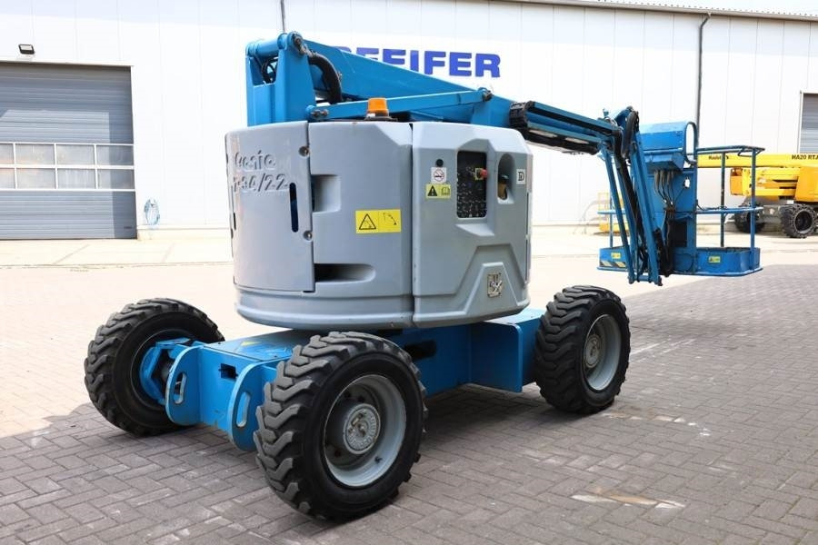 Genie Z34/22 Diesel, 4x4 Drive, 12.6m Working Height, 6. - Articulated boom: picture 2 Genie Z34/22 Diesel, 4x4 Drive, 12.6m Working Height, 6. - Articulated boom: picture 2
