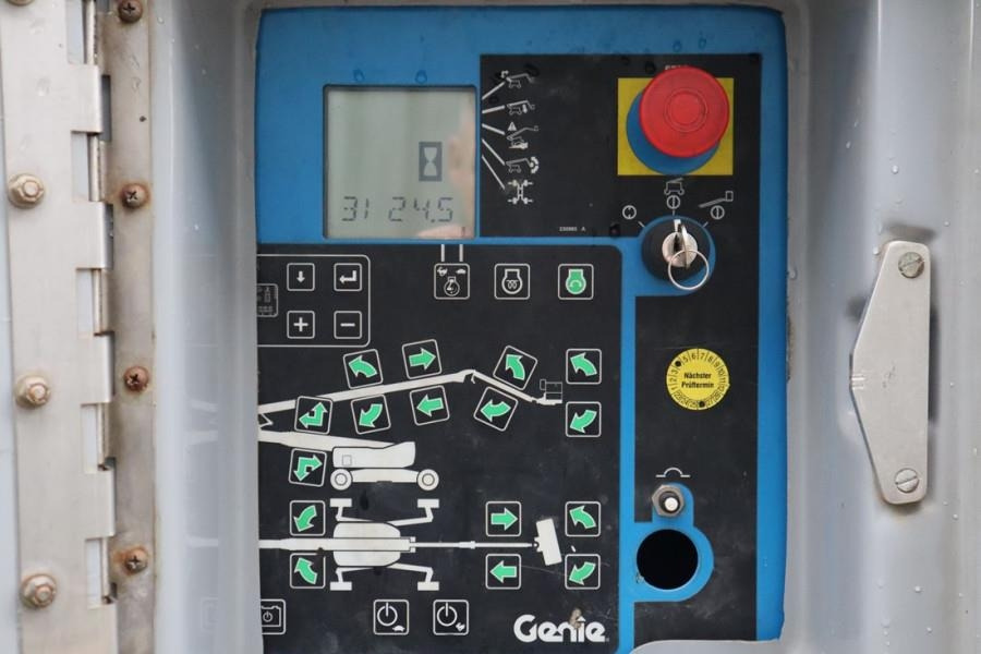 Genie ZX135/70 Diesel, 4x4x4 Drive, 43m Lifting Height,  - Articulated boom: picture 4 Genie ZX135/70 Diesel, 4x4x4 Drive, 43m Lifting Height,  - Articulated boom: picture 4