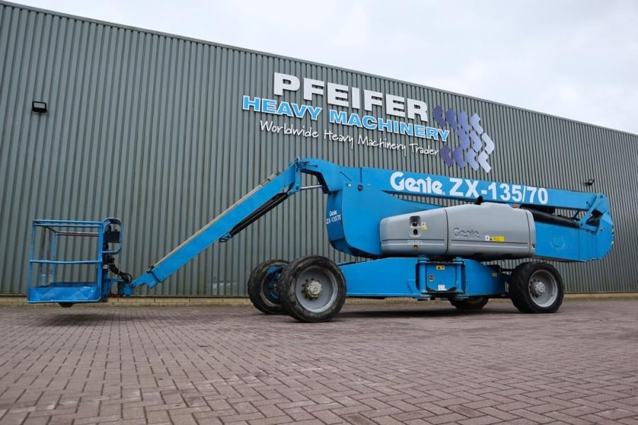 Genie ZX135/70 Diesel, 4x4x4 Drive, 43m Lifting Height,  - Articulated boom: picture 1 Genie ZX135/70 Diesel, 4x4x4 Drive, 43m Lifting Height,  - Articulated boom: picture 1