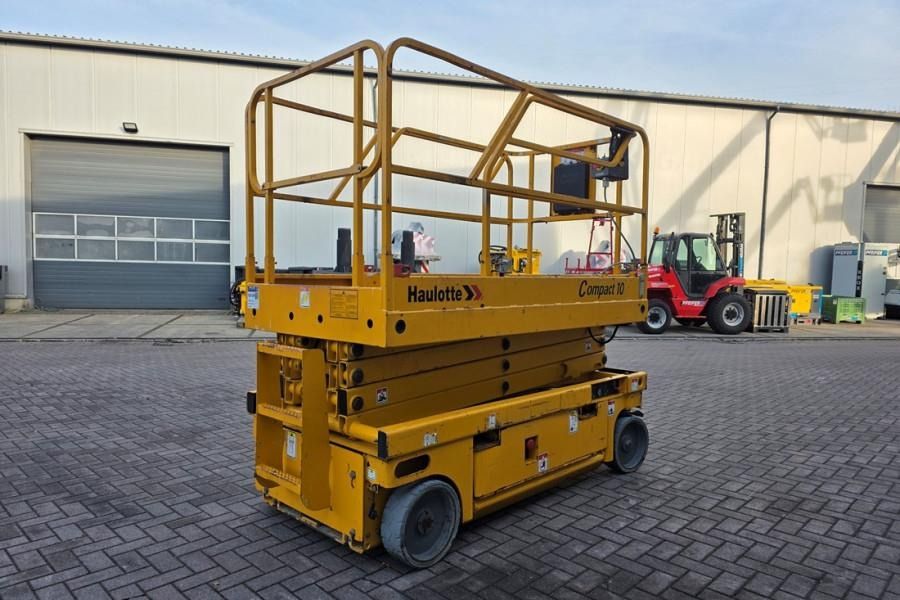 Haulotte Compact 10 As-Is, Electric, 10m Working Height, 45 - Scissor lift: picture 2 Haulotte Compact 10 As-Is, Electric, 10m Working Height, 45 - Scissor lift: picture 2