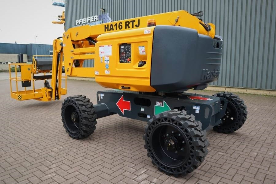 Haulotte HA16RTJ Valid Inspection, *Guarantee! Diesel, 4x4 - Articulated boom: picture 3 Haulotte HA16RTJ Valid Inspection, *Guarantee! Diesel, 4x4 - Articulated boom: picture 3