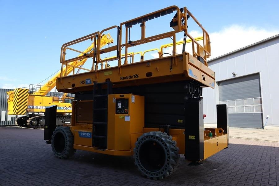 Haulotte HS18EPRO Valid Inspection, Electric 4x4 Drive, Ver - Scissor lift: picture 2 Haulotte HS18EPRO Valid Inspection, Electric 4x4 Drive, Ver - Scissor lift: picture 2