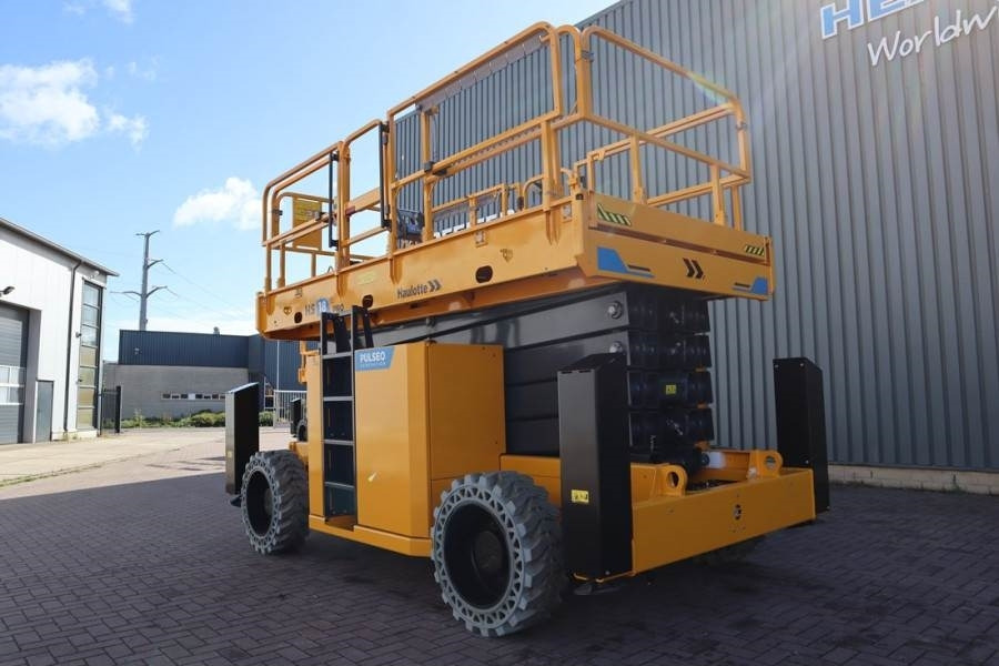 Haulotte HS18EPRO Valid Inspection, Electric 4x4 Drive, Ver - Scissor lift: picture 4 Haulotte HS18EPRO Valid Inspection, Electric 4x4 Drive, Ver - Scissor lift: picture 4