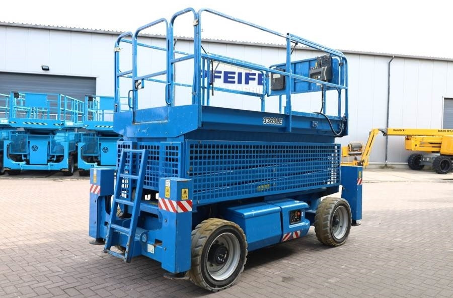 JLG 3369LE Electric, 12m Working Height, 450kg Capacit - Scissor lift: picture 2 JLG 3369LE Electric, 12m Working Height, 450kg Capacit - Scissor lift: picture 2