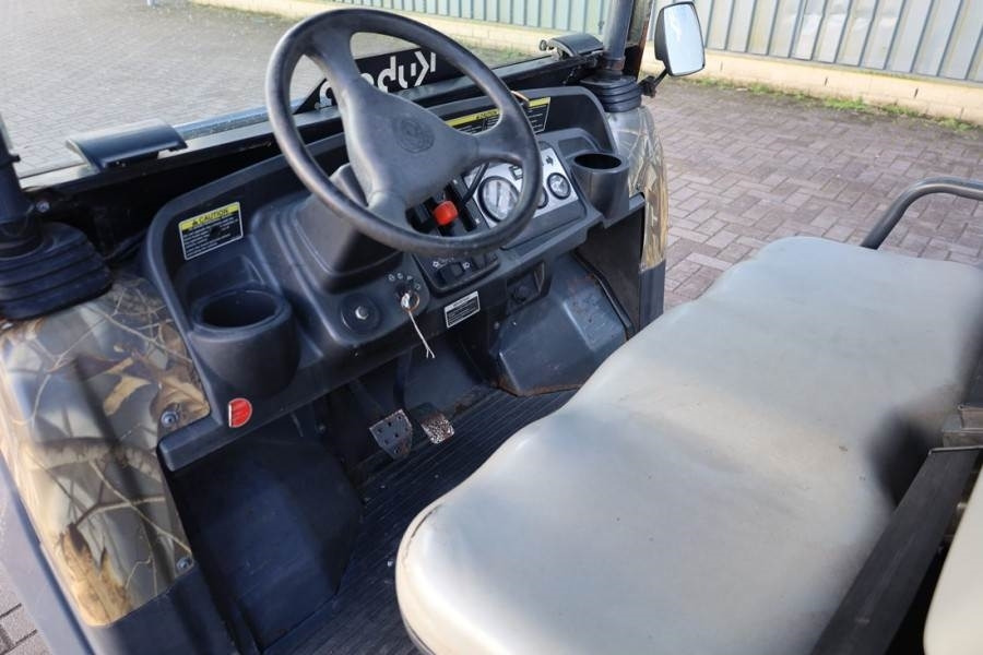 Kubota RTV1140CPX-UK 4x4 ATV Diesel, 4x4 Drive, 4 Persons - Municipal/ Special vehicle: picture 3 Kubota RTV1140CPX-UK 4x4 ATV Diesel, 4x4 Drive, 4 Persons - Municipal/ Special vehicle: picture 3